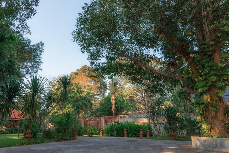 酒店 Banviewnam Camping & Resort