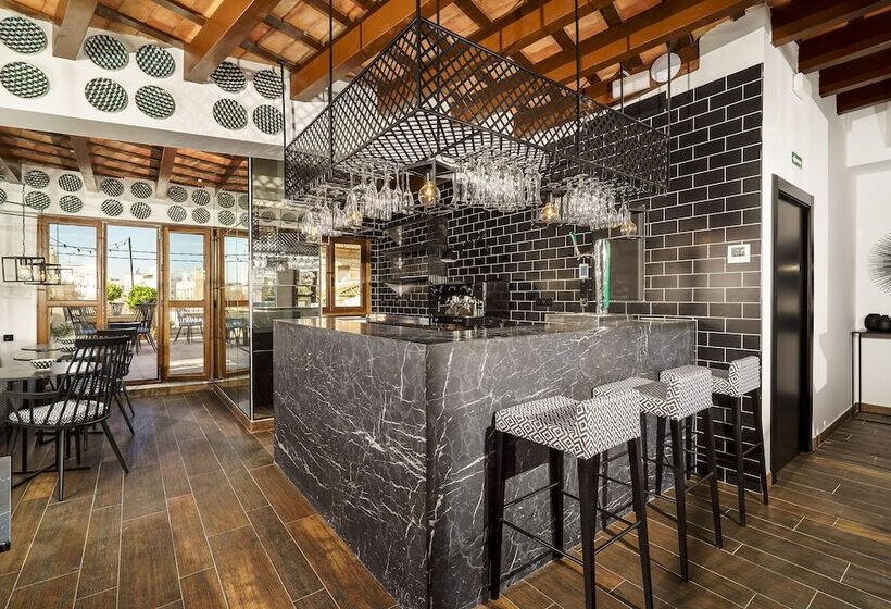 هتل The Valentia Cabillers