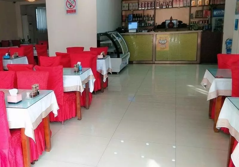 Hotelli Greentree Inn Tianjin Dongli Development Zone Binhai Airport Express