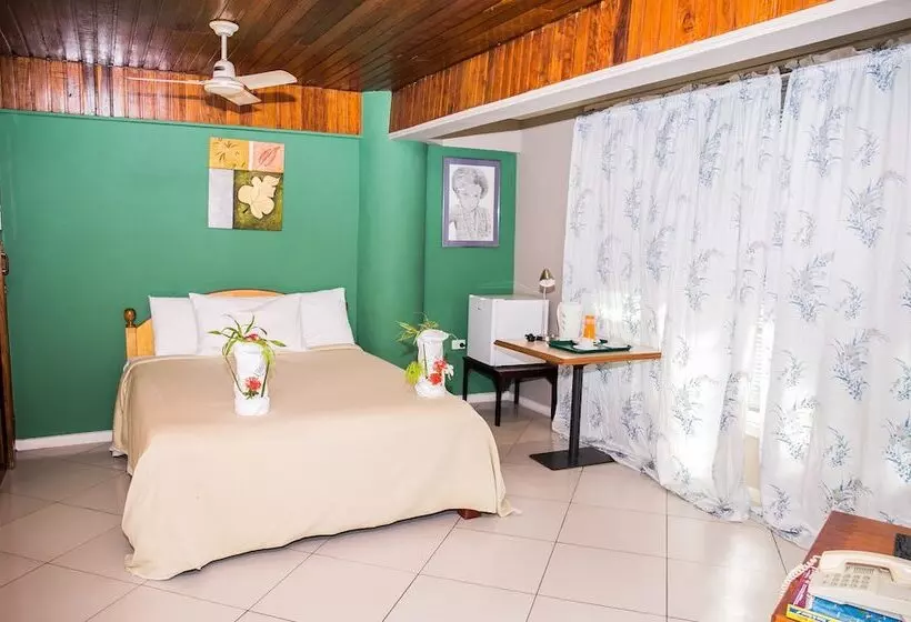 Hotelli The Hideaway