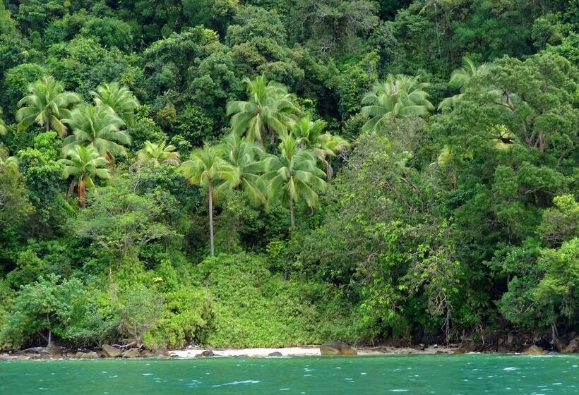 בית מלון כפרי Mango Beach Resort