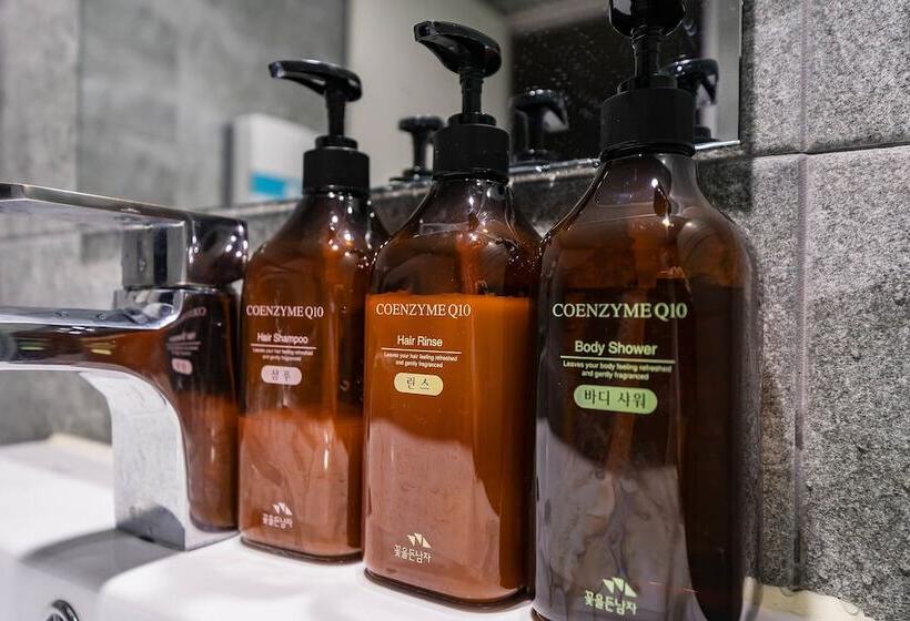 בית מלון כפרי Ost