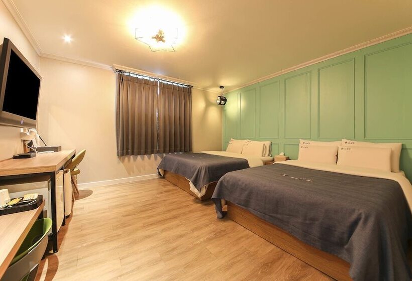 בית מלון כפרי Ost