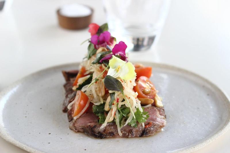 Отель Peppers Docklands