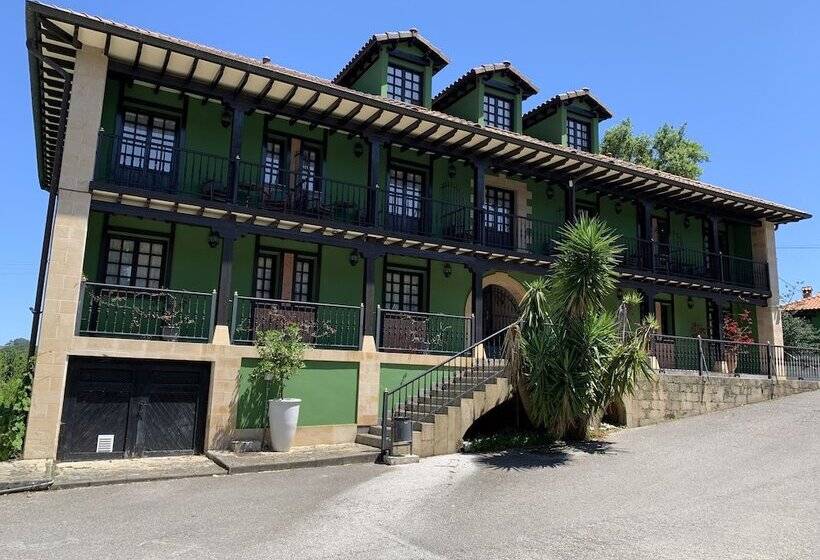 هتل Posada El Tocinero