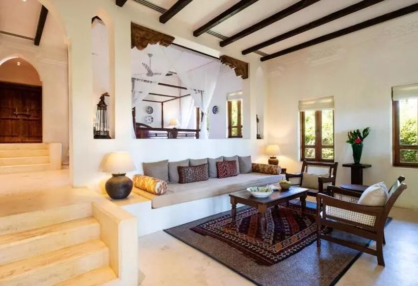 Hotelli Qambani Luxury Resort