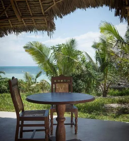 Hotelli Qambani Luxury Resort