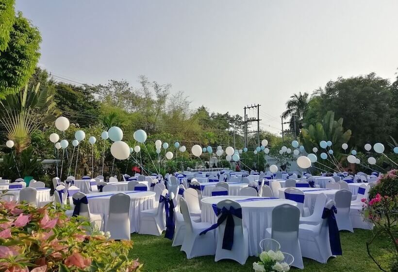 هتل Queen Shin Saw Pu