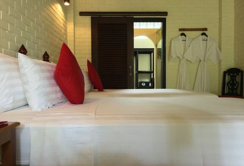 هتل Resort La Villa Loti