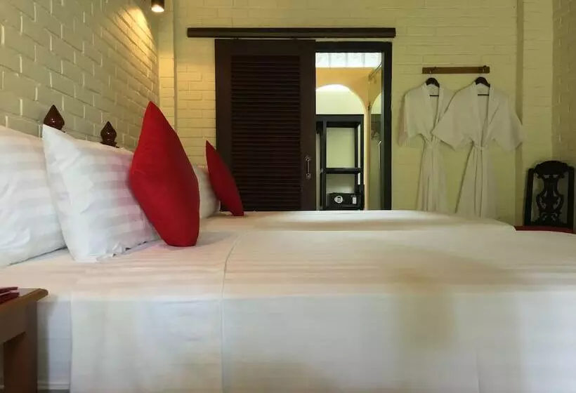 Hotel Resort La Villa Loti