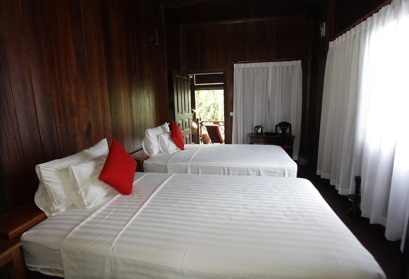 هتل Resort La Villa Loti