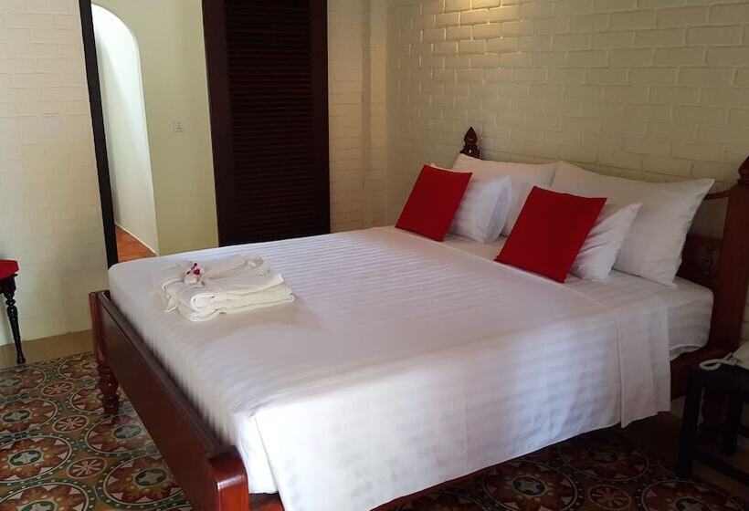 هتل Resort La Villa Loti