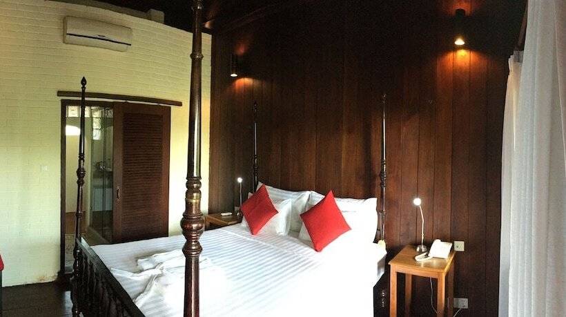 هتل Resort La Villa Loti