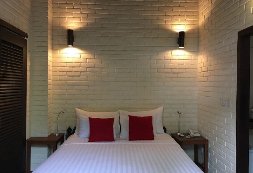 هتل Resort La Villa Loti