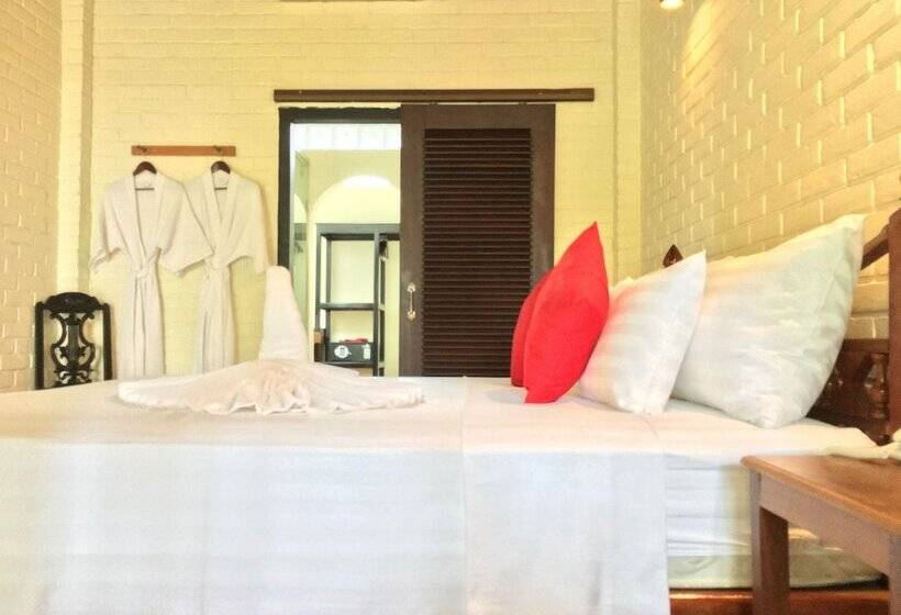 هتل Resort La Villa Loti