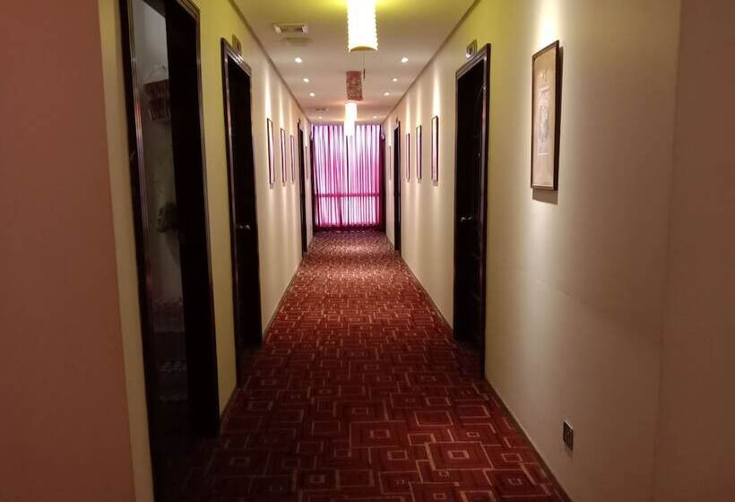 هتل Shwe Pyi San Yar