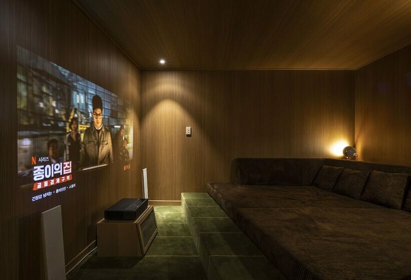 Отель Villasagye