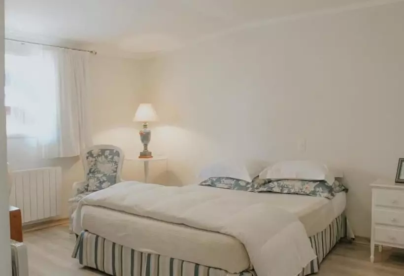 Hotelli Pousada Casa Gialla   Campos Do Jordão