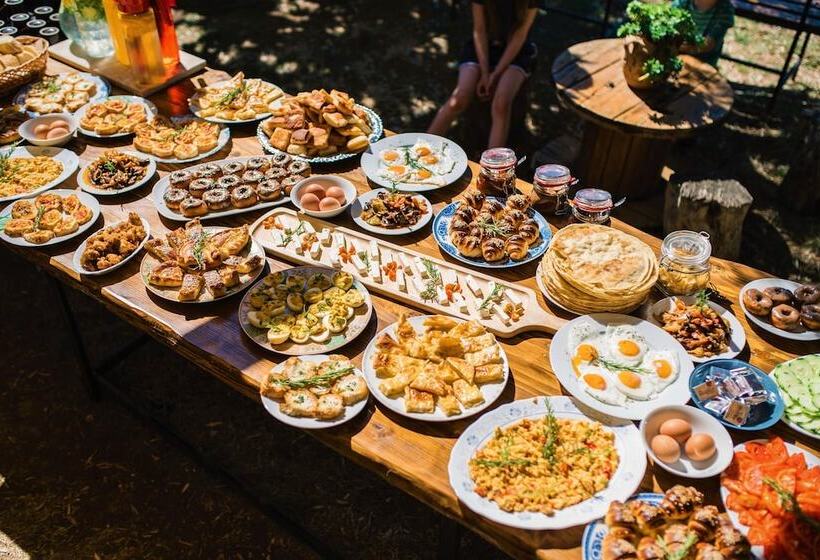 هتل روستایی Holiday Park Olive Tree