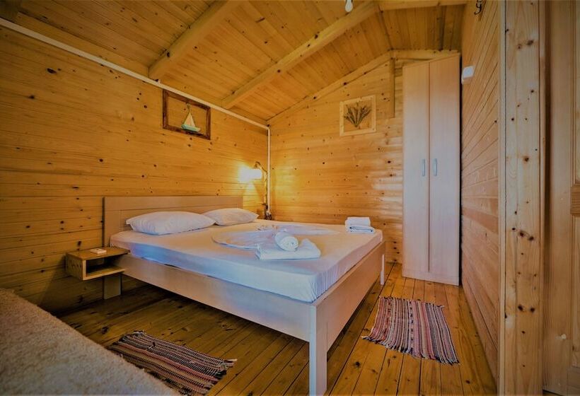 هتل روستایی Holiday Park Olive Tree