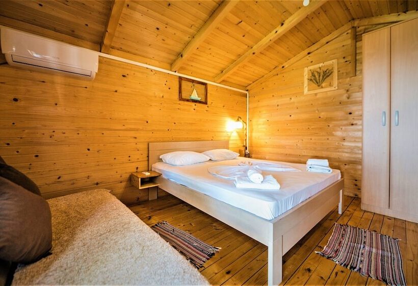 هتل روستایی Holiday Park Olive Tree