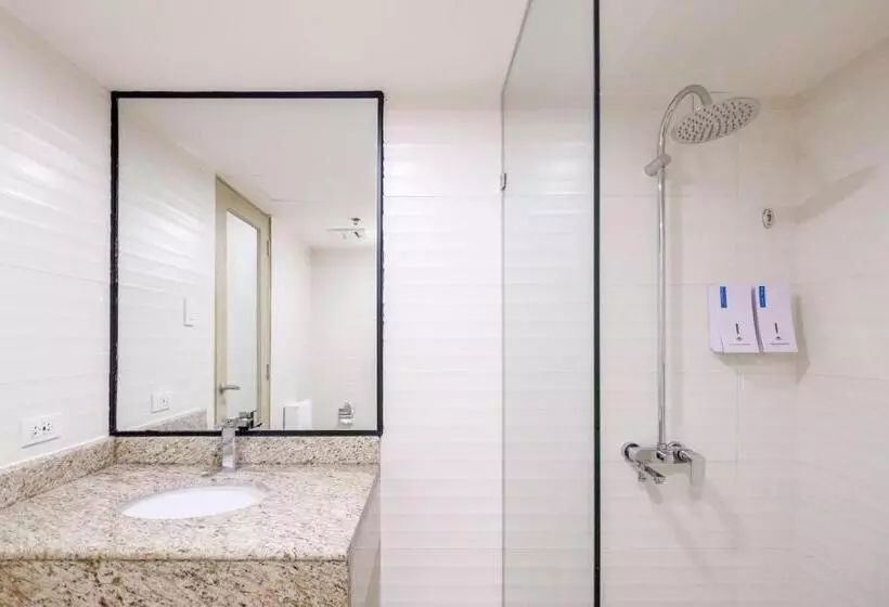 ホテル Surestay Plus By Best Western Cebu City