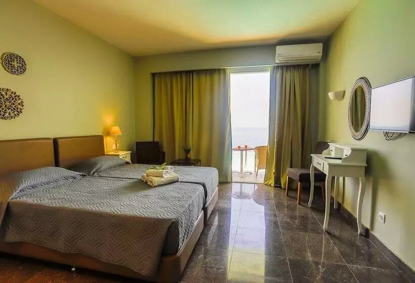 ペンション Room In Guest Room   Room With Private Pool