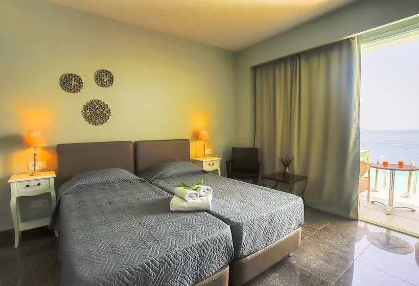 ペンション Room In Guest Room   Room With Private Pool
