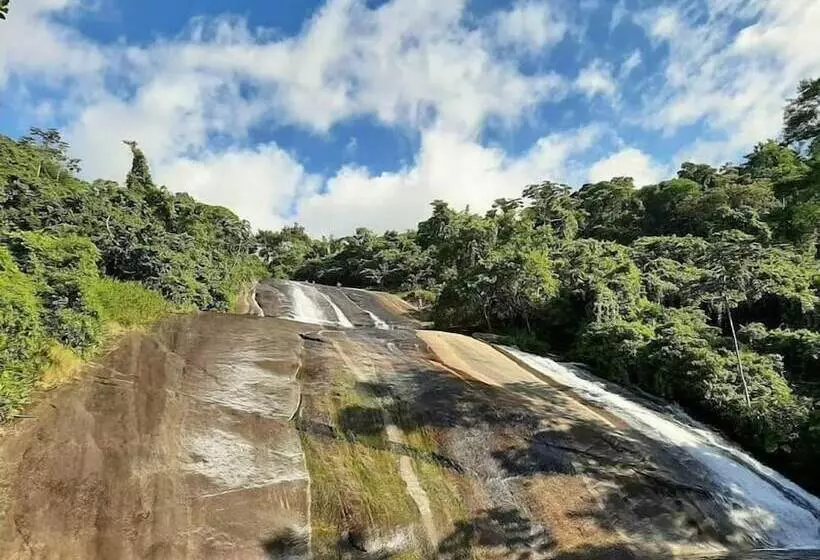 ペンション Suítes Paqueta Ilhabela