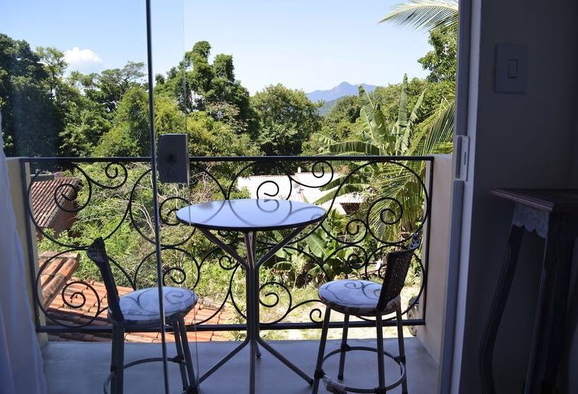 ペンション Suítes Paqueta Ilhabela