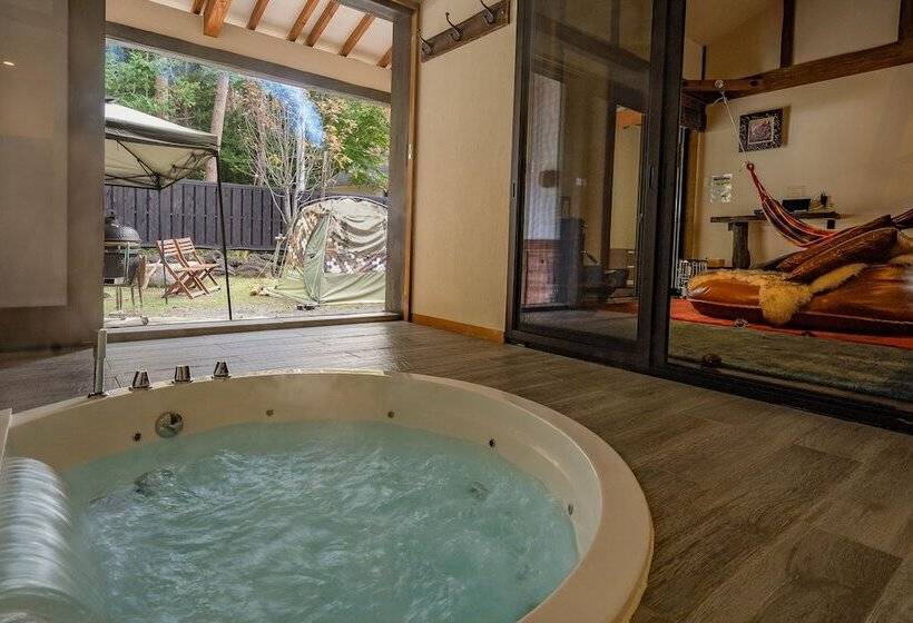 استراحتگاه Glamping Villa Hanz Kawaguchiko