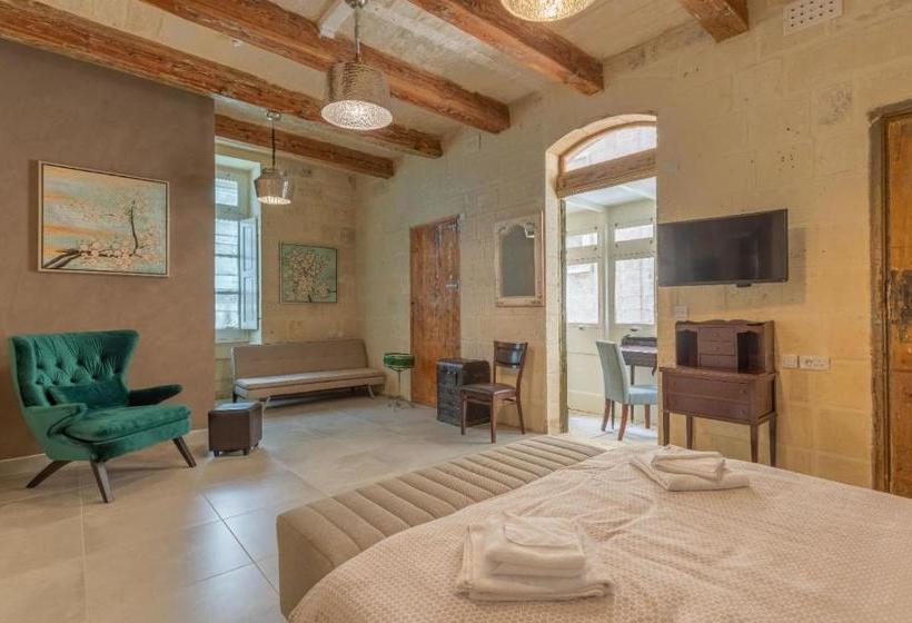 تختخواب و صبحانه Luciano Al Porto Boutique