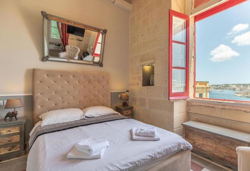 تختخواب و صبحانه Luciano Al Porto Boutique