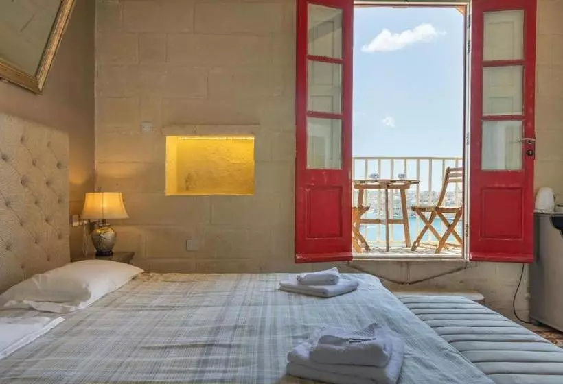 تختخواب و صبحانه Luciano Al Porto Boutique