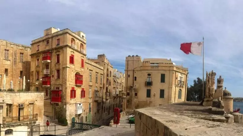 تختخواب و صبحانه Luciano Al Porto Boutique