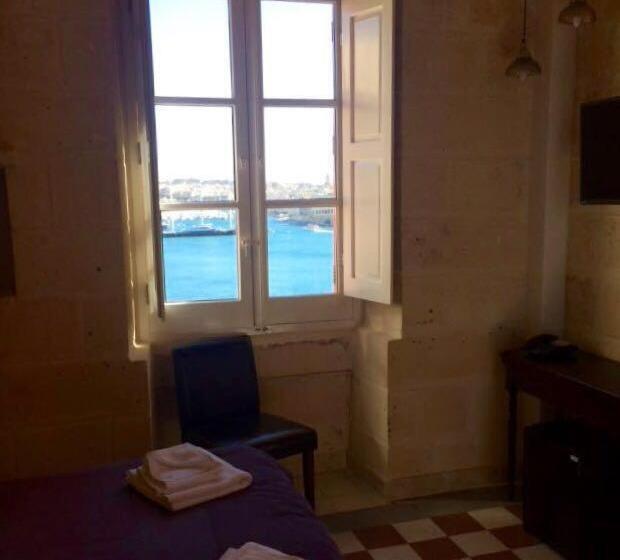 تختخواب و صبحانه Luciano Al Porto Boutique