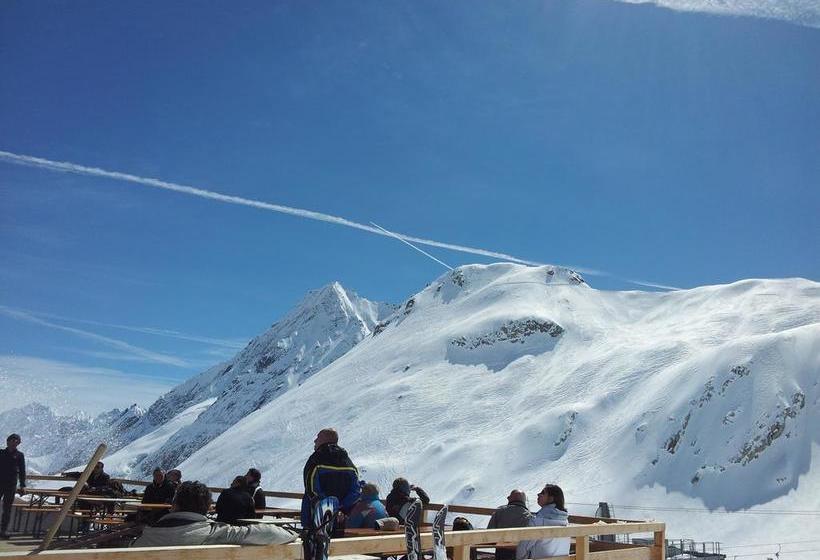 Отель Negritella