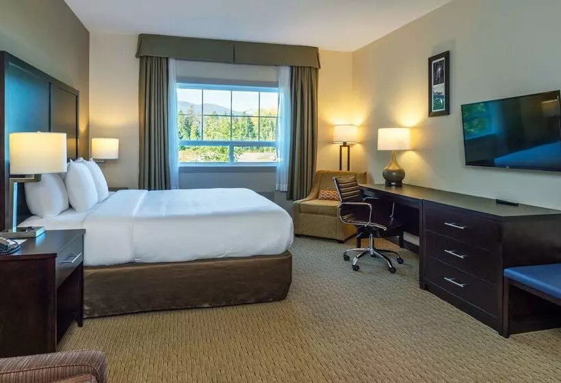 Hotelli Comfort Inn & Suites