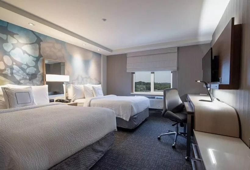 هتل Courtyard By Marriott New York Queens/fresh Meadows