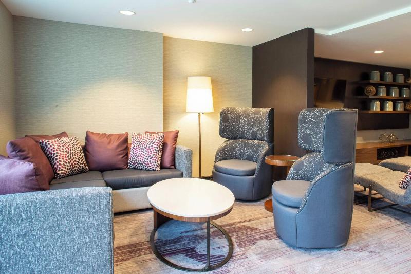 בית מלון כפרי Courtyard By Marriott New York Queens/fresh Meadows