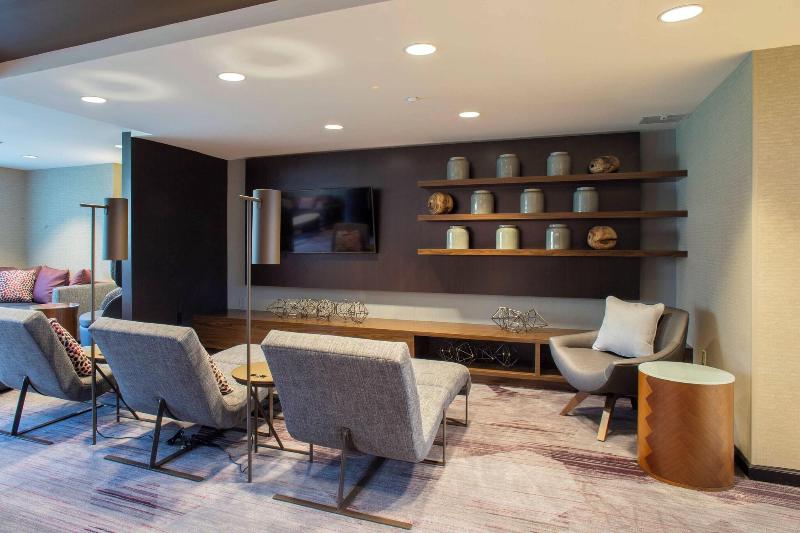 בית מלון כפרי Courtyard By Marriott New York Queens/fresh Meadows