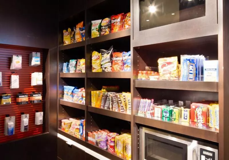 هتل Courtyard By Marriott New York Queens/fresh Meadows