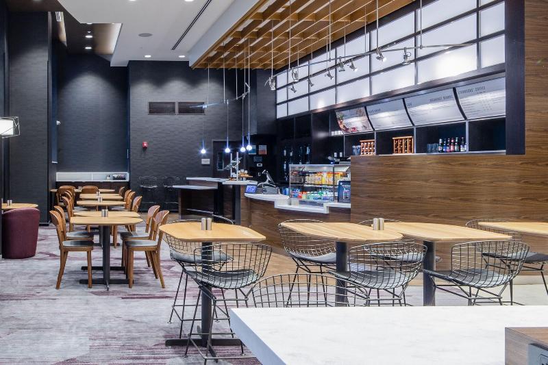 בית מלון כפרי Courtyard By Marriott New York Queens/fresh Meadows