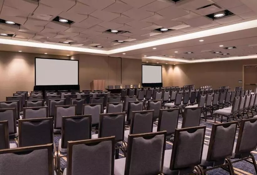 ホテル Courtyard By Marriott Phoenix Downtown