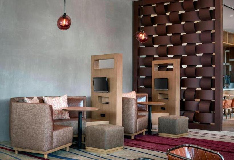 בית מלון כפרי Courtyard By Marriott Phoenix Downtown