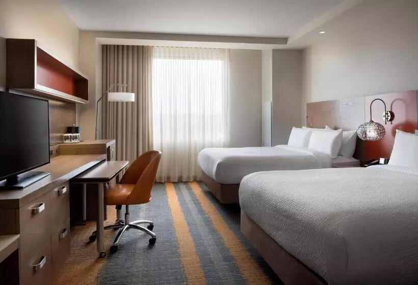 ホテル Courtyard By Marriott Phoenix Downtown