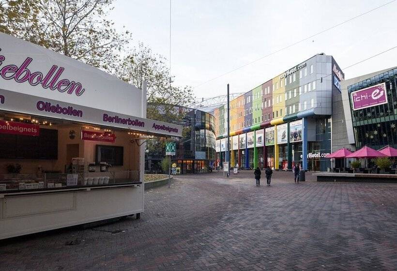Easyhotel Amsterdam Arena Boulevard