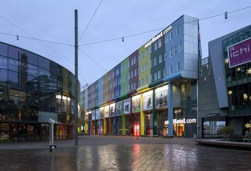 Easyhotel Amsterdam Arena Boulevard