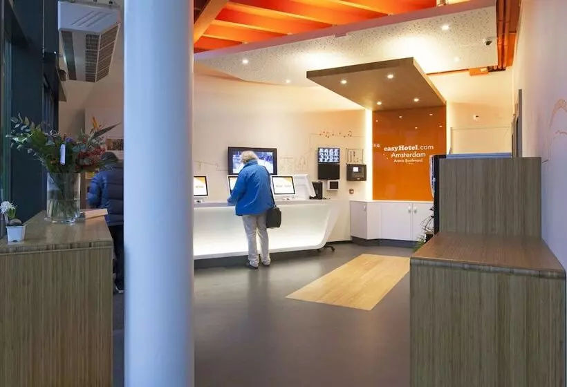 Easyhotel Amsterdam Arena Boulevard
