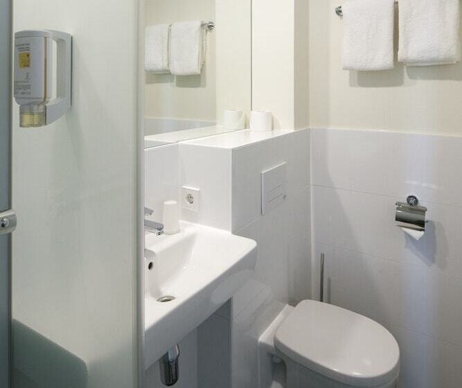 Easyhotel Amsterdam Arena Boulevard